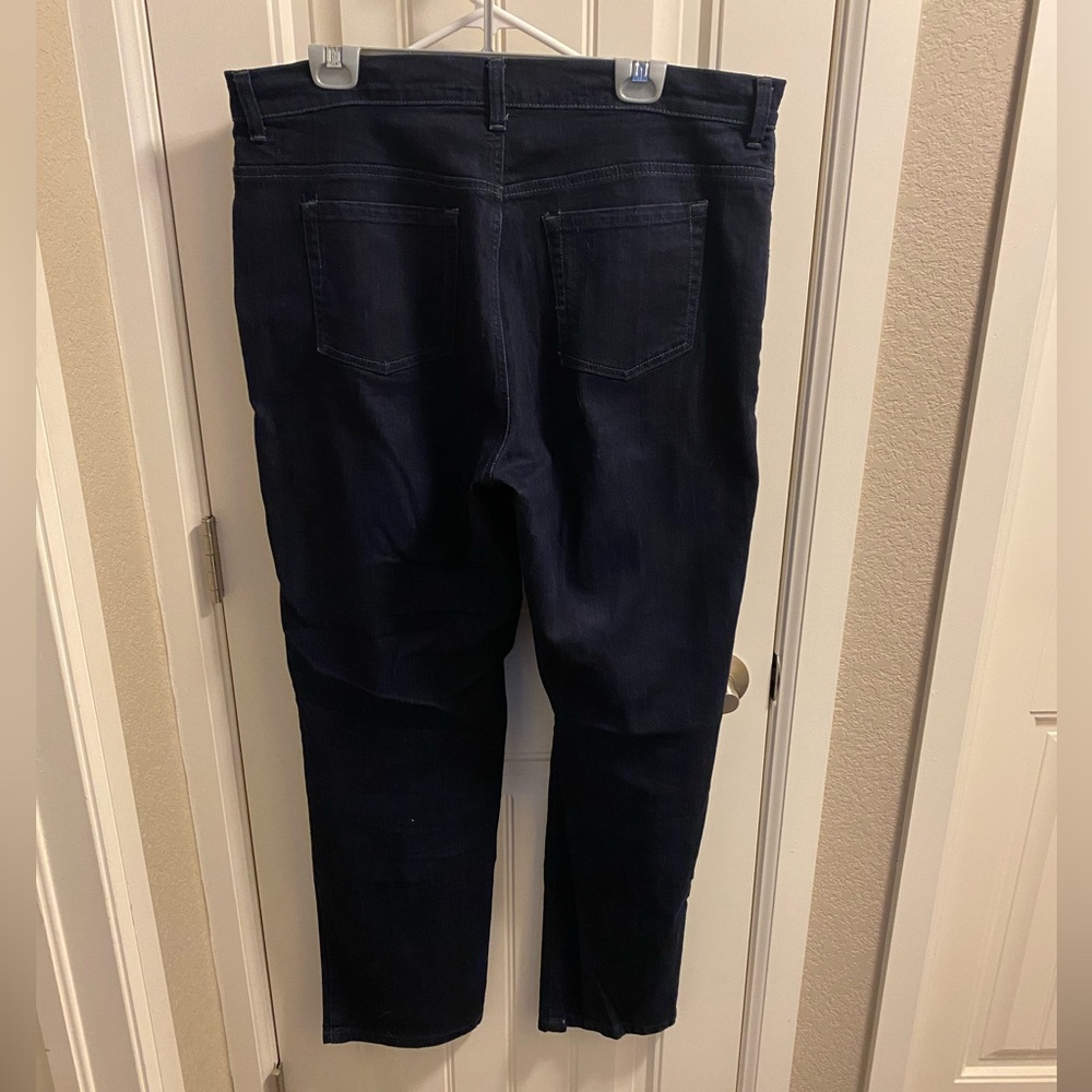 Gloria Vanderbilt 14 Jeans Amanda Straight Leg Dark Blue Stretch Denim - Picture 3 of 9